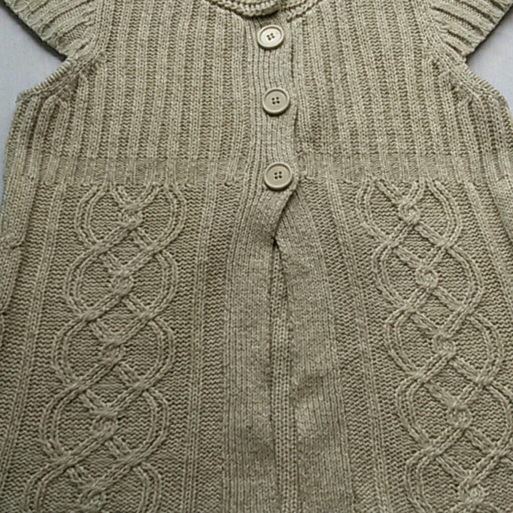 SALE! Pretty flared sweater - Picture 3 of 4